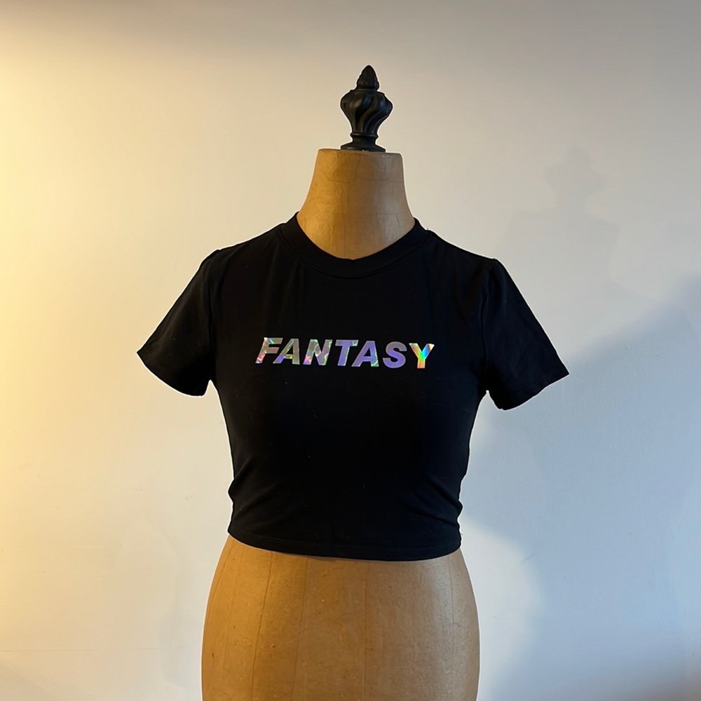Black crop top